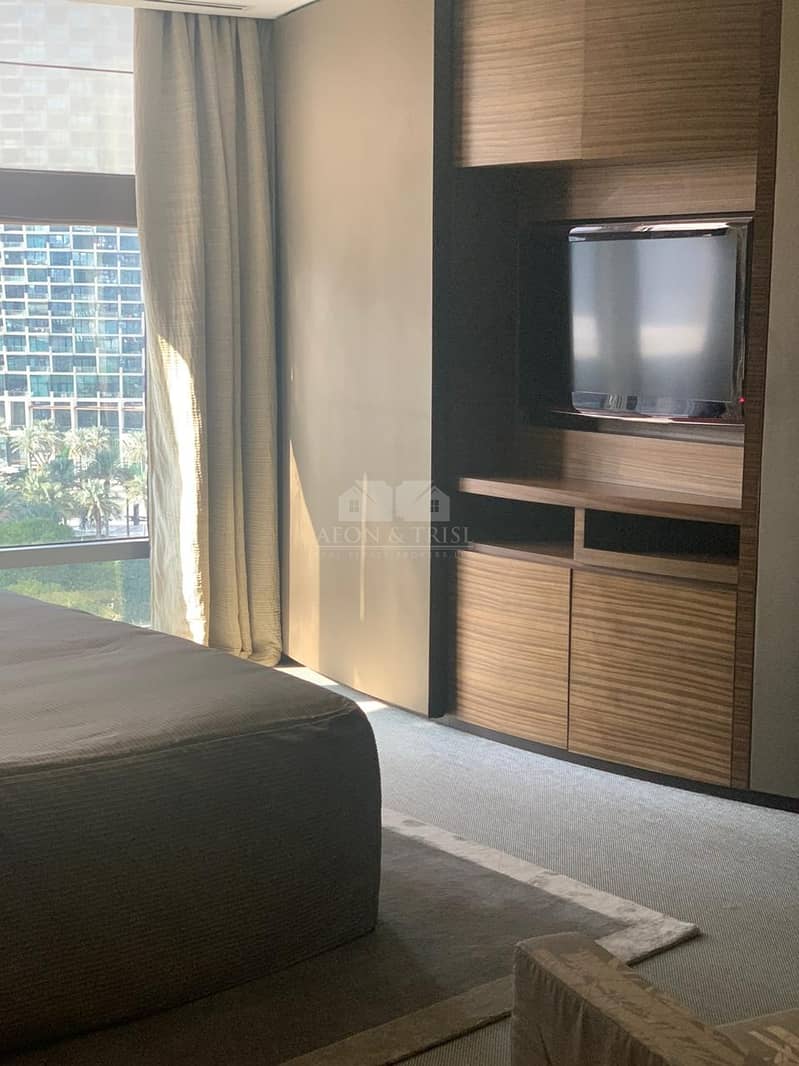 5 Spacious 1 Bedroom Apartment in Armani Residence