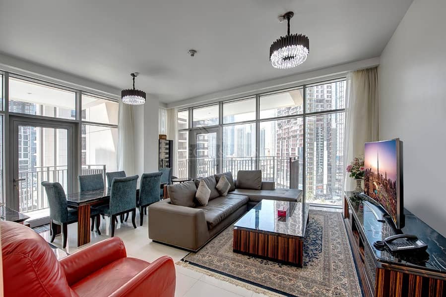 22 Elegant 2 Beds | Gives Breath-taking view of Downtown