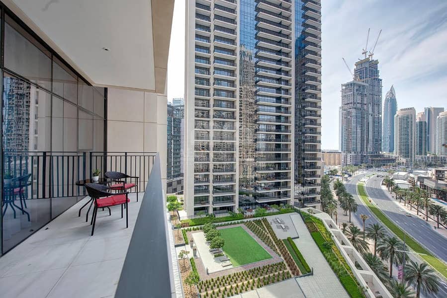 23 Elegant 2 Beds | Gives Breath-taking view of Downtown