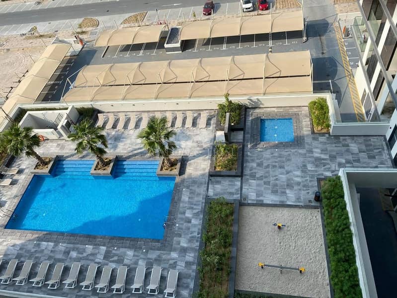 17 Amazing 2 Bedrooms with Pool in Dubai South