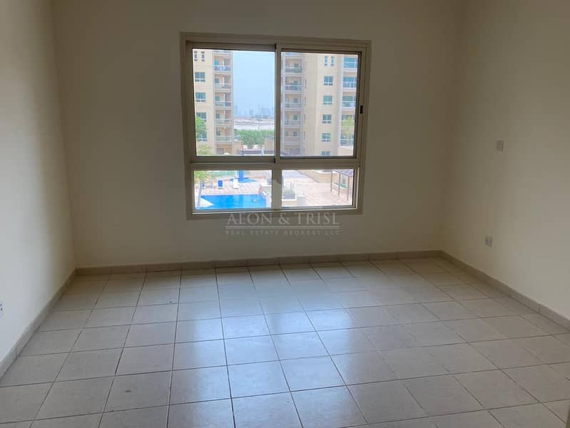 2 Bedrooms with Spacious Balcony + Study I Pool View