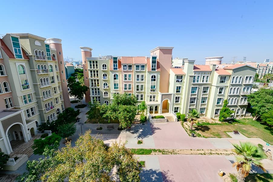 9 MULTIPLE 1 BEDROOM APARTMENT IN DISCOVERY GARDENS