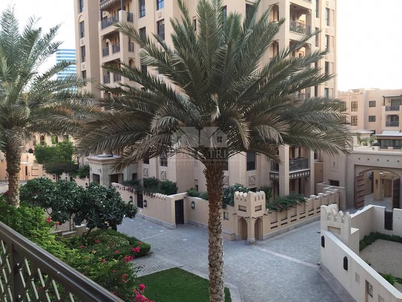2 Spacious 2 bedroom in the Old town of Dubai