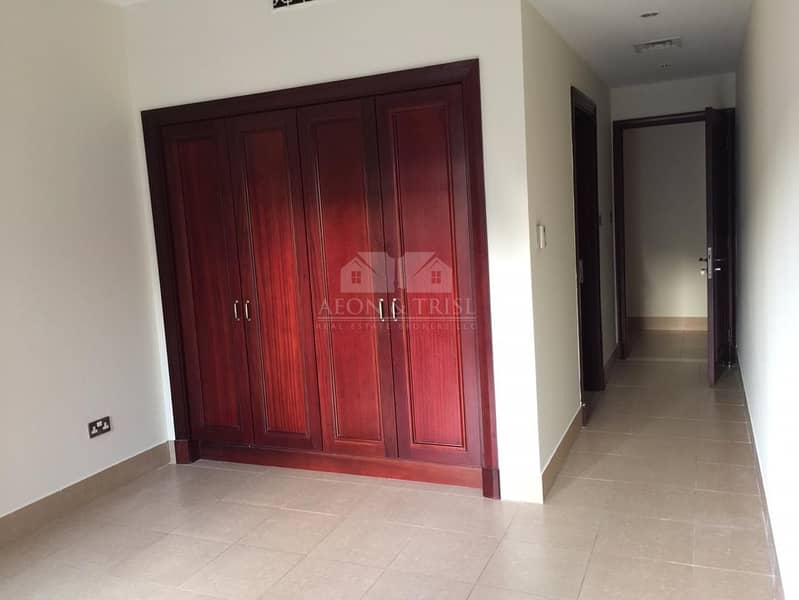 4 Spacious 2 bedroom in the Old town of Dubai