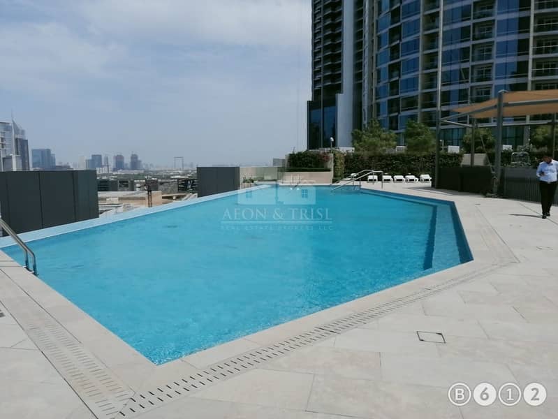 10 Fountain and Burj Khalifa View | 1 Bed Furnished
