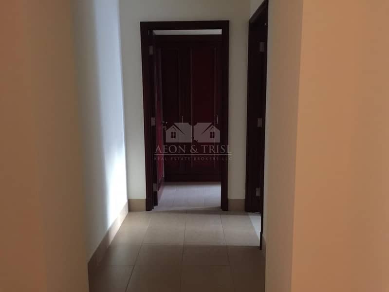 11 Spacious 2 bedroom in the Old town of Dubai