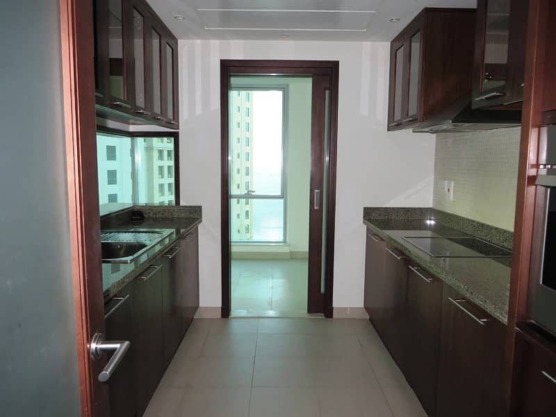 8 High Floor | Close to Beach | Vacant 1 Bed