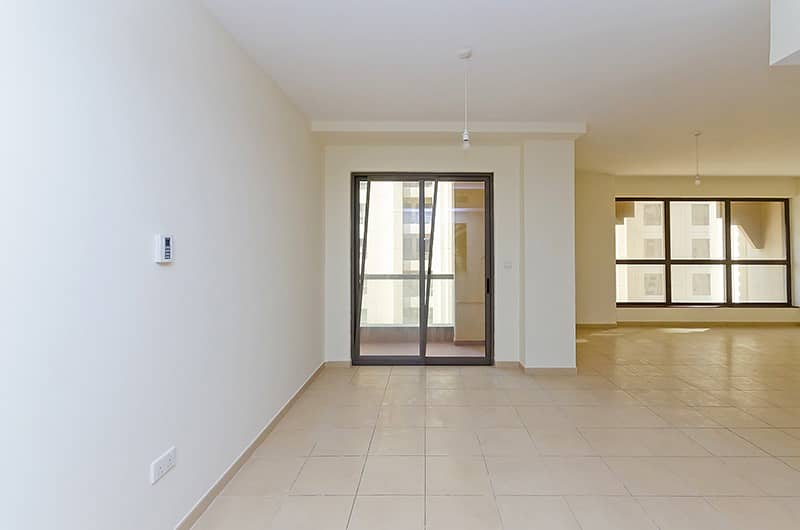 4 Well Maintained 4 Bedroom in Sadaf 8 | Rented