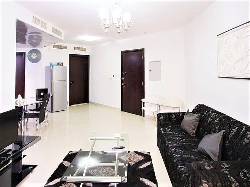 3 Fully Furnished 3 beds | 2 Parkings | Dubai Gate 1