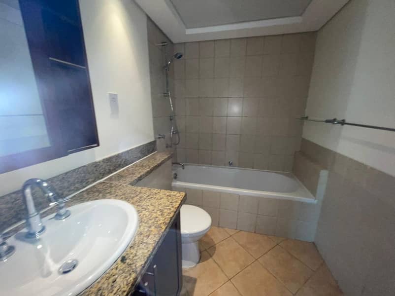 6 Furnsihed 2 BR | Vacant and Clean | Turia - Greens