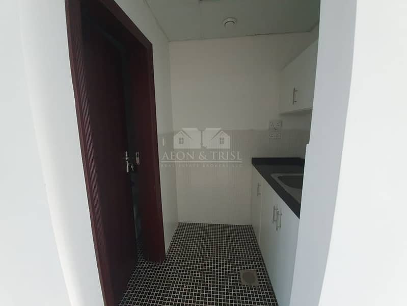 12 Fitted Unit | Close to Metro | Jumeirah Bay X2