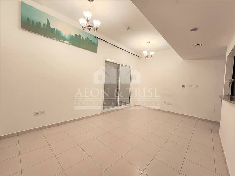 Spacious 1BR | With Balcony | Unfurnished