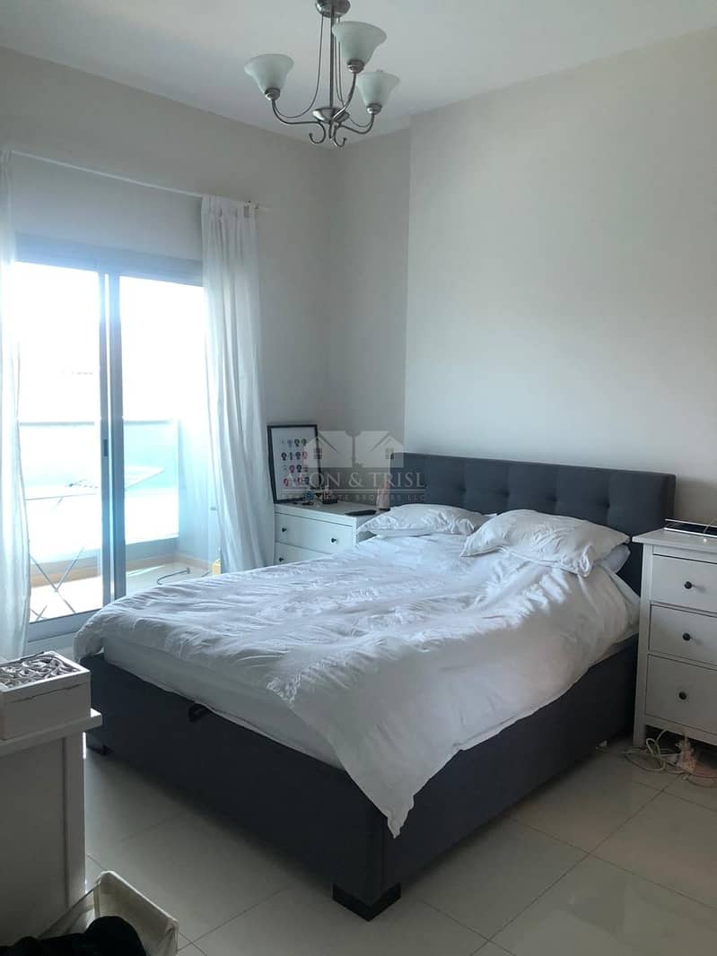 Elite 7 // Unfurnished One Bedroom with Balcony for rent  Sport City