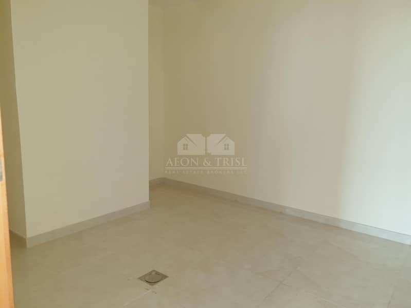 3 Brand new Spacious 1 bed with Balcony & Study