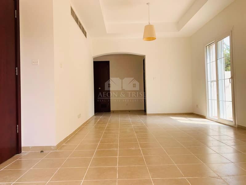 Well Maintained 3 Bed Plus Study 3E