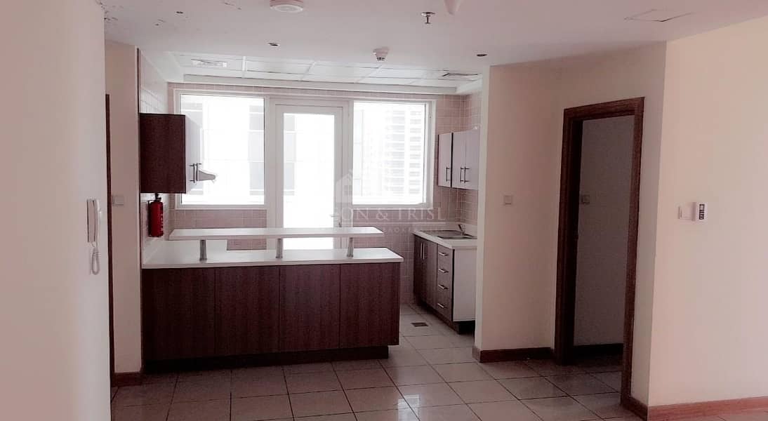 4 LARGE 2 BED's | SULAFA TOWER | SEA VIEW