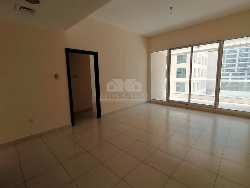 7 1 month free specious 1BR huge balcony
