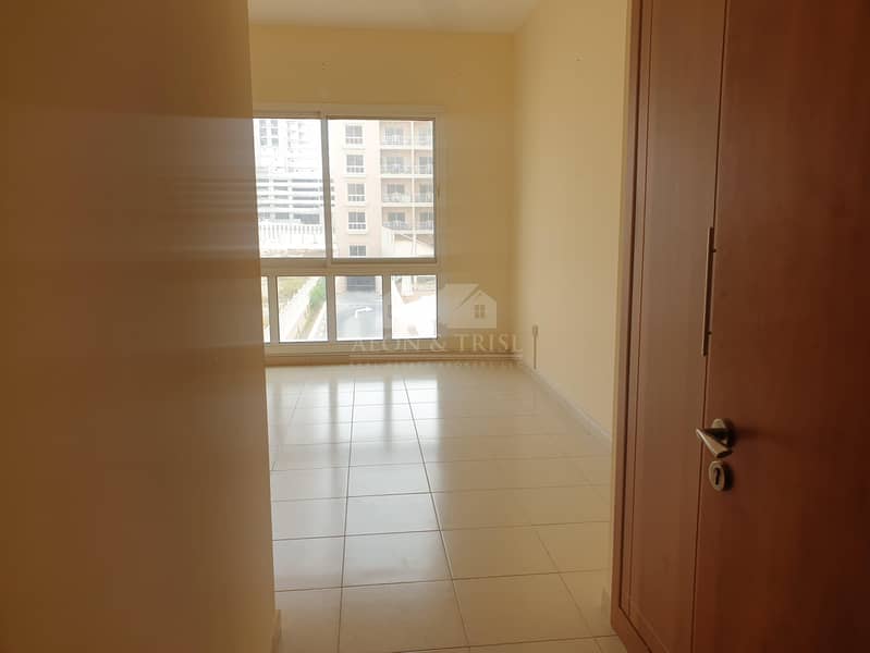 12 Pool view | Spacious 1 bed with Storage | Ground