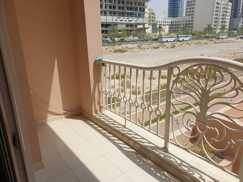 7 Pool view Specious 1 bedroom with 2 bath and storage