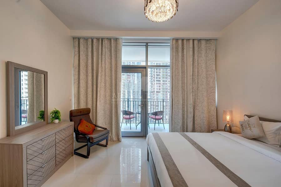 16 Elegant Fully Furnished 2 Bed | BLVD Crescent - Downtown