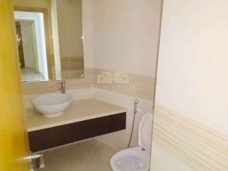 14 Marina View 2 bed+Maid+Study+Store Terrace Apt