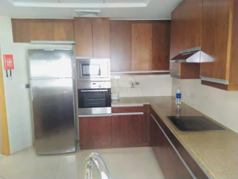 22 Marina View 2 bed+Maid+Study+Store Terrace Apt
