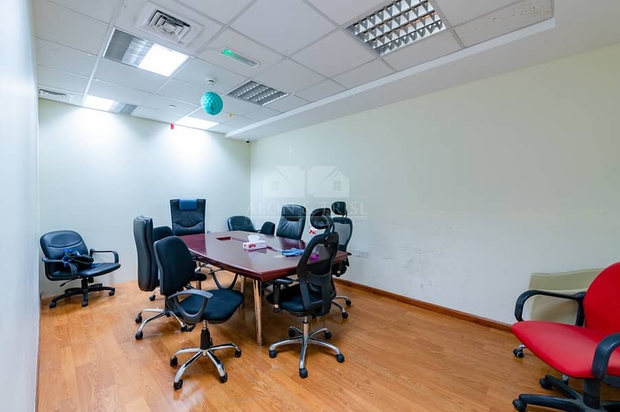 2 Immaculate fully fitted office | palace towers DSO