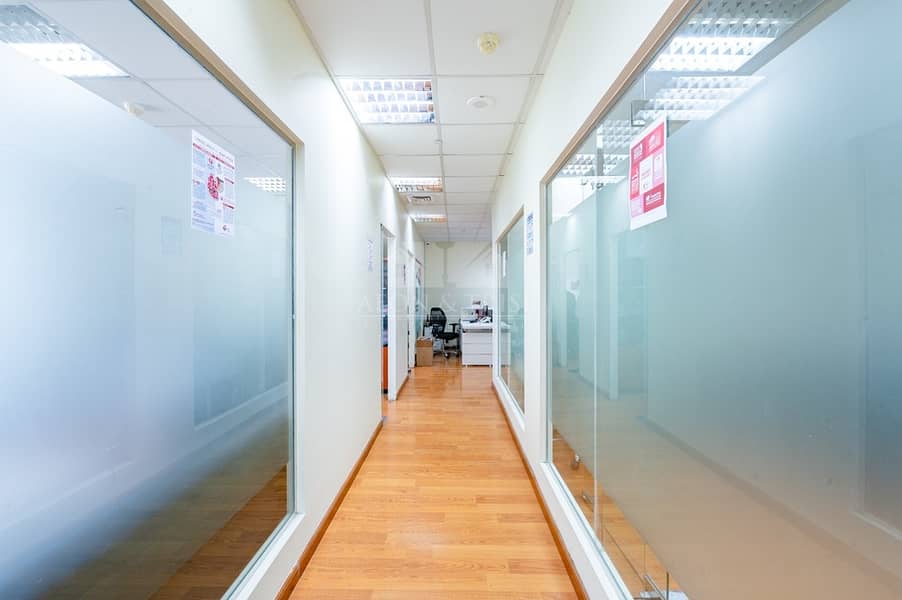 9 Immaculate fully fitted office | palace towers DSO