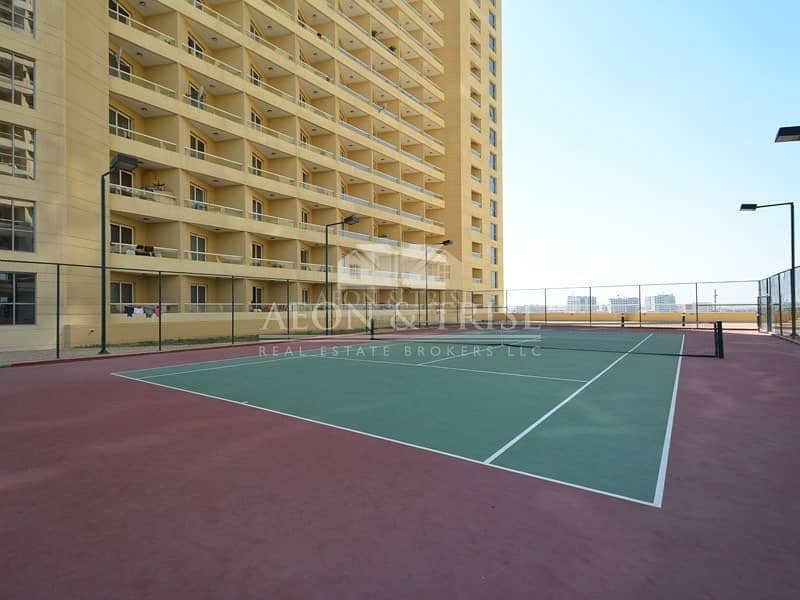 7 Unfurnished Studio | Parking | LakeSide Tower D