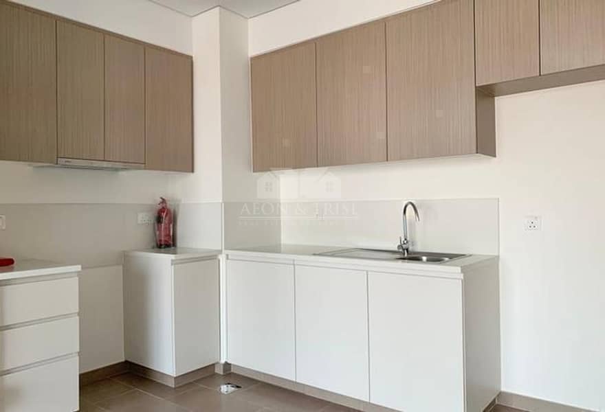 15 High Floor | Unfurnished Apartment in Park Heights