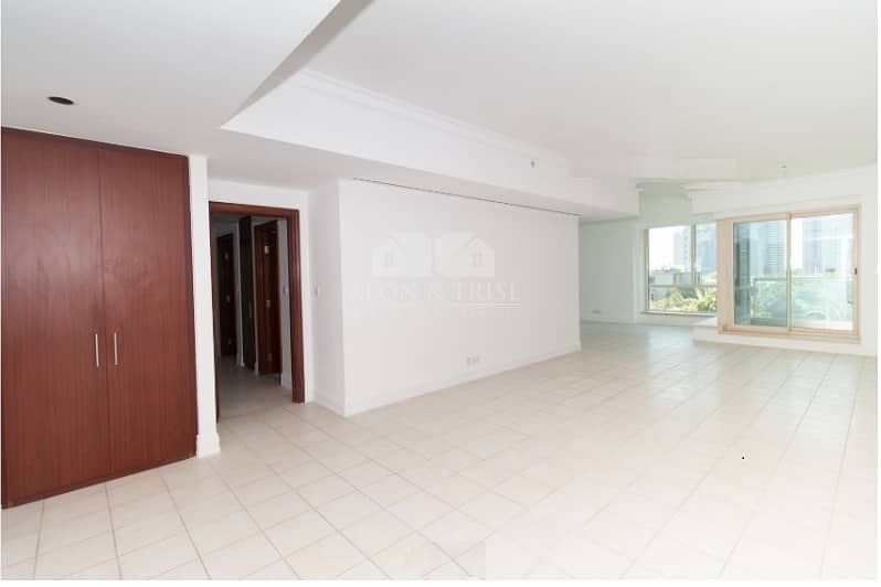 8 Al Mesk 3+Maids High Floor Marina and SZR view