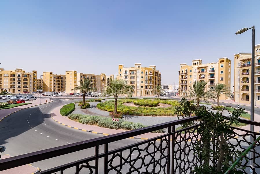 10 Unfurnished | Vacant | 1 Bedroom with Balcony | Emirates Cluster