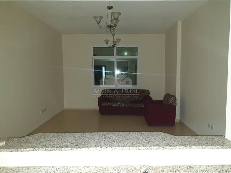 7 Huge 1 bedroom with store and balcony