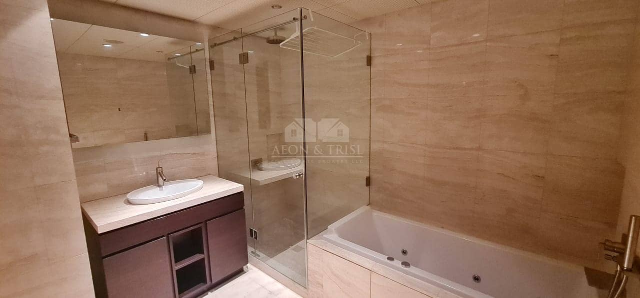 6 Vacant | Semi Furnished Studio | Burj Khalifa