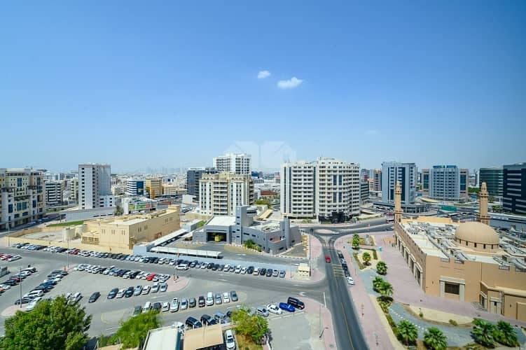 9 Near Deira City Center / Front Mosque View / Close to Metro Station