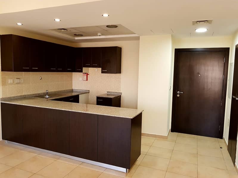 10 Well Maintained 2 Bedroom in Al Thaman 32