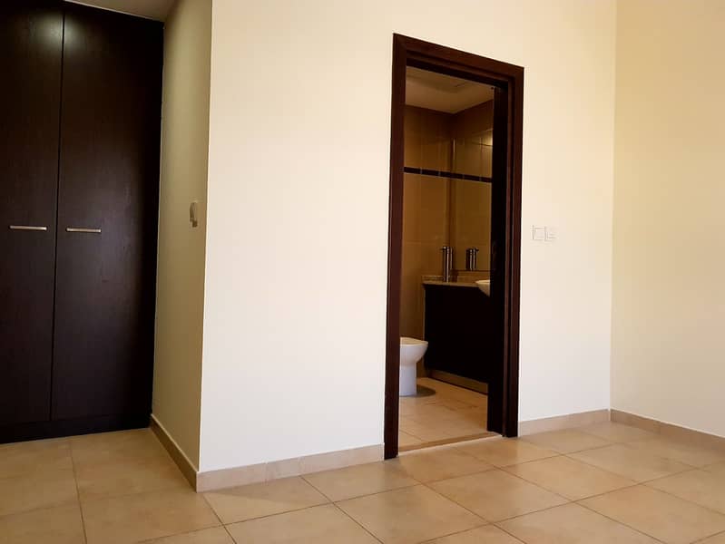 17 Well Maintained 2 Bedroom in Al Thaman 32