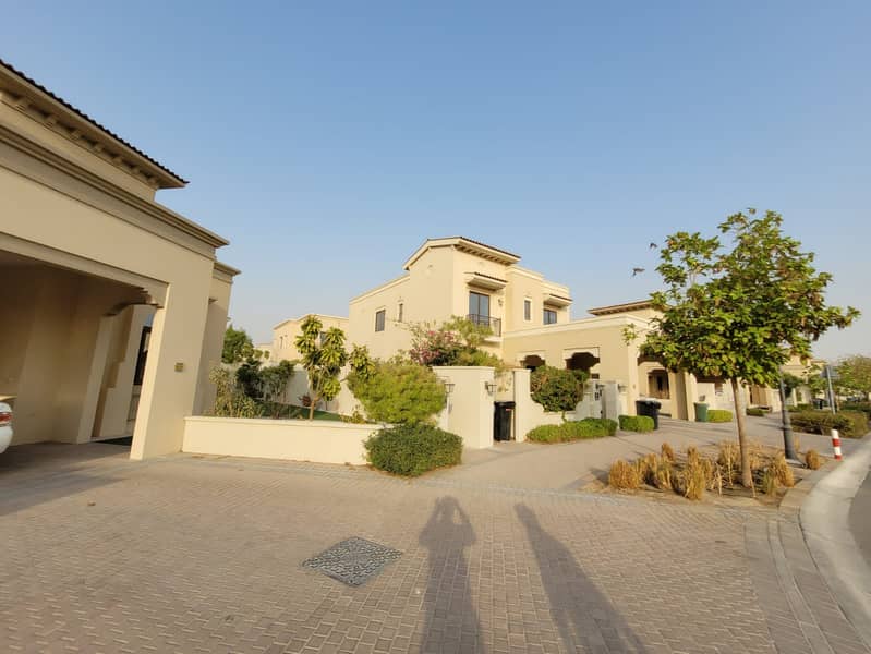 5 bedroom villa for rent in Lila Arabian Ranches 2