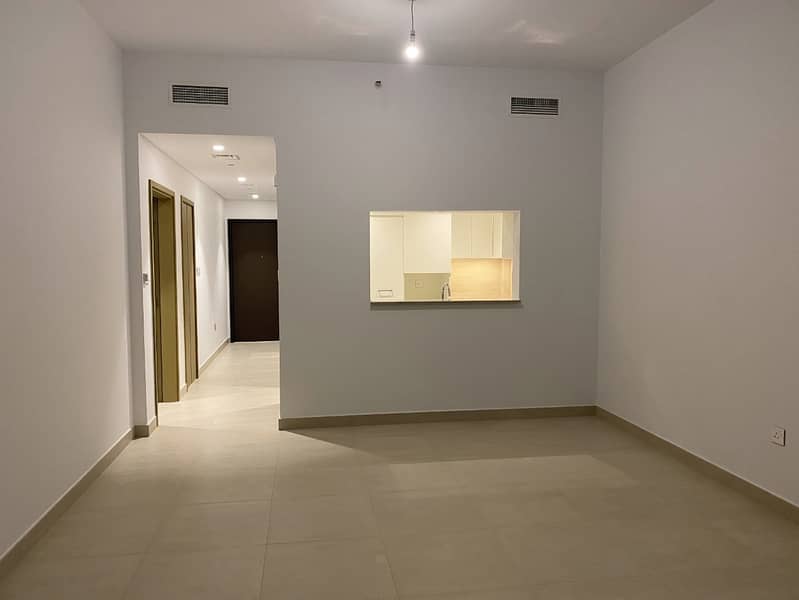 7 Brand New | 1 BR plus Study | Ready to move in