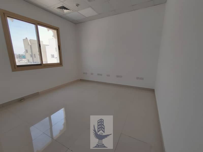 HUGE  COMMERCIAL VILLA IN HOR AL ANZ  AVAILABLE FOR RENT  & SALE