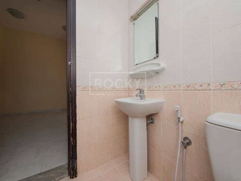 13 Multiple Studio Apartment in Bur Dubai