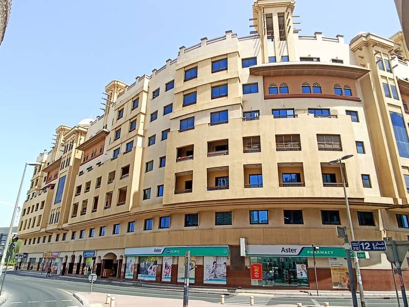 位于迪拜湾，阿尔苏克阿尔卡比尔街区 4 卧室的公寓 115000 AED - 6312006