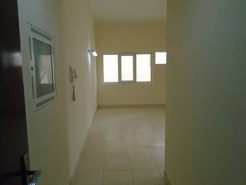 Spacious Studio Flat in Bur Dubai Near Palm Beach Hotel, no commission