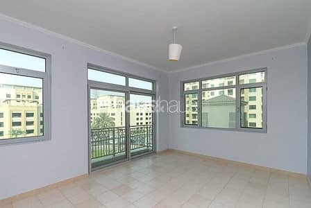 2 Bedroom Flat for Rent in The Greens, Dubai - Chiller Free | Unfurnished | Fantastic Location