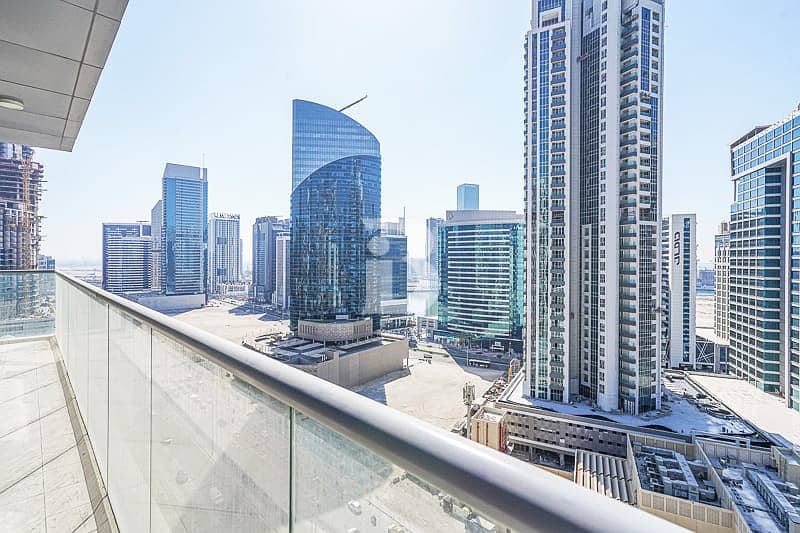 Vacant & Spacious | Brightly Lit | High Floor Vacant & Spacious | Brightly Lit | High Floor