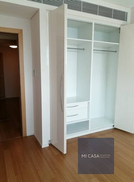 12 Move now! | 4BR apartment | Sea view| Maid's room