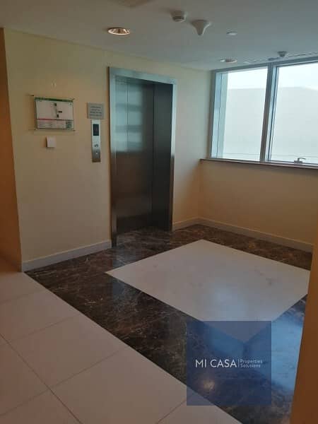 15 Move now! | 4BR apartment | Sea view| Maid's room