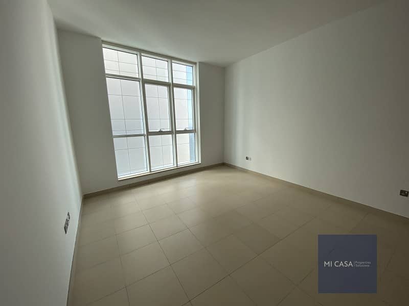 6 Sea view 3BR apartment! | Maid's room and balcony