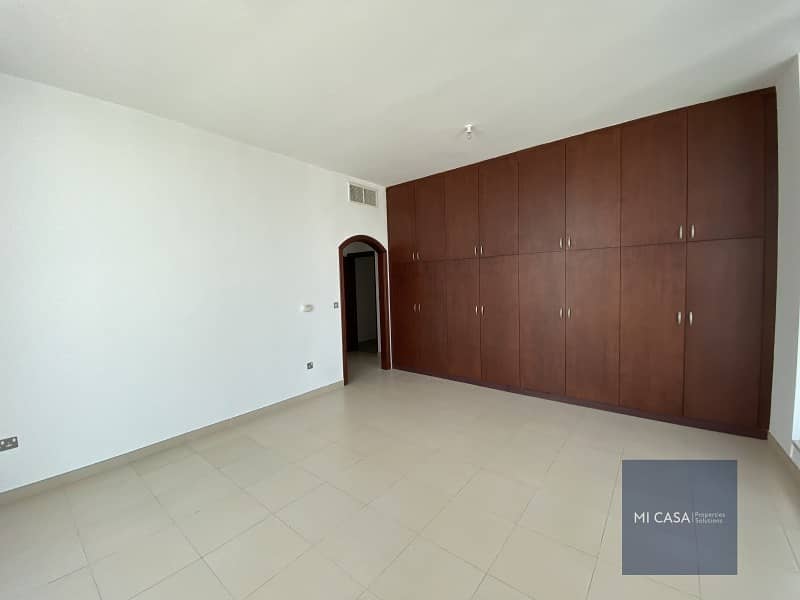 19 Sea view 3BR apartment! | Maid's room and balcony