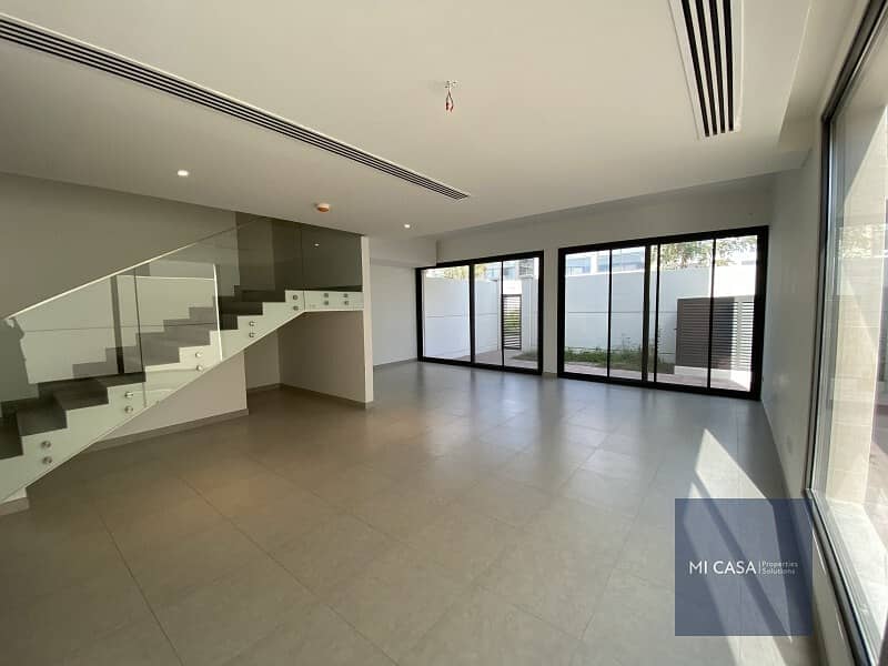 3 Upgraded modern & Spacious | Direct to the Owner